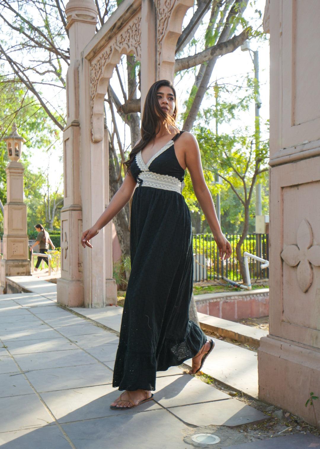 Mia Dress Black - NolaByBijusol