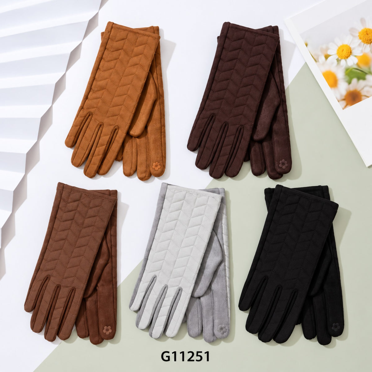 Quilted women's winter gloves G11251